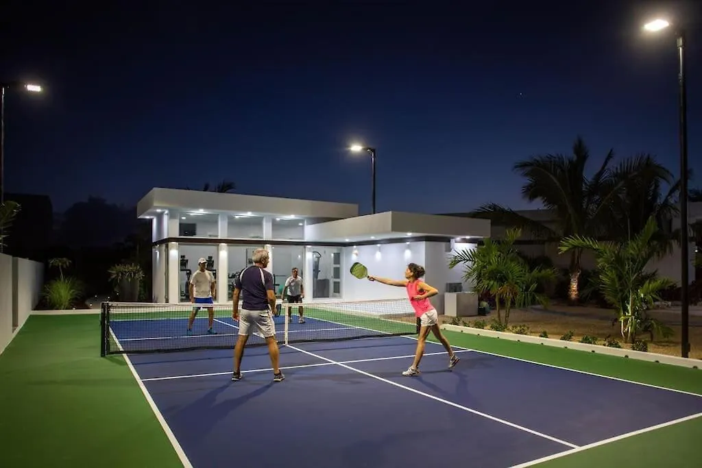 White Villas - Beachside Villa With Pool And Resort Amenities - V1 Long Bay