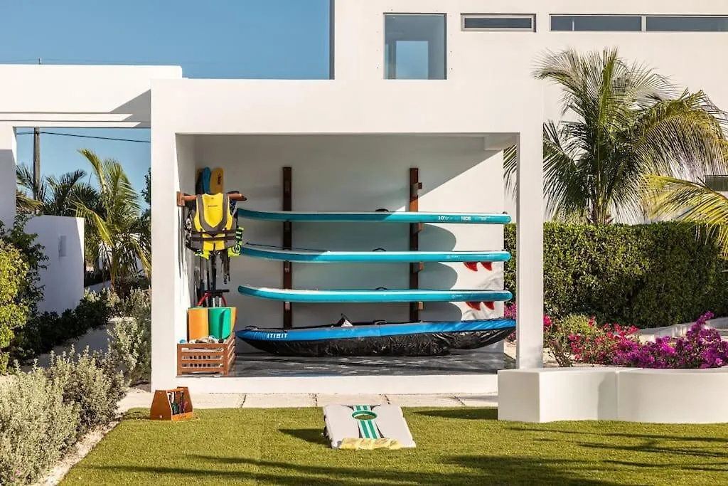 White Villas - Beachside Villa With Pool And Resort Amenities - V1 Long Bay