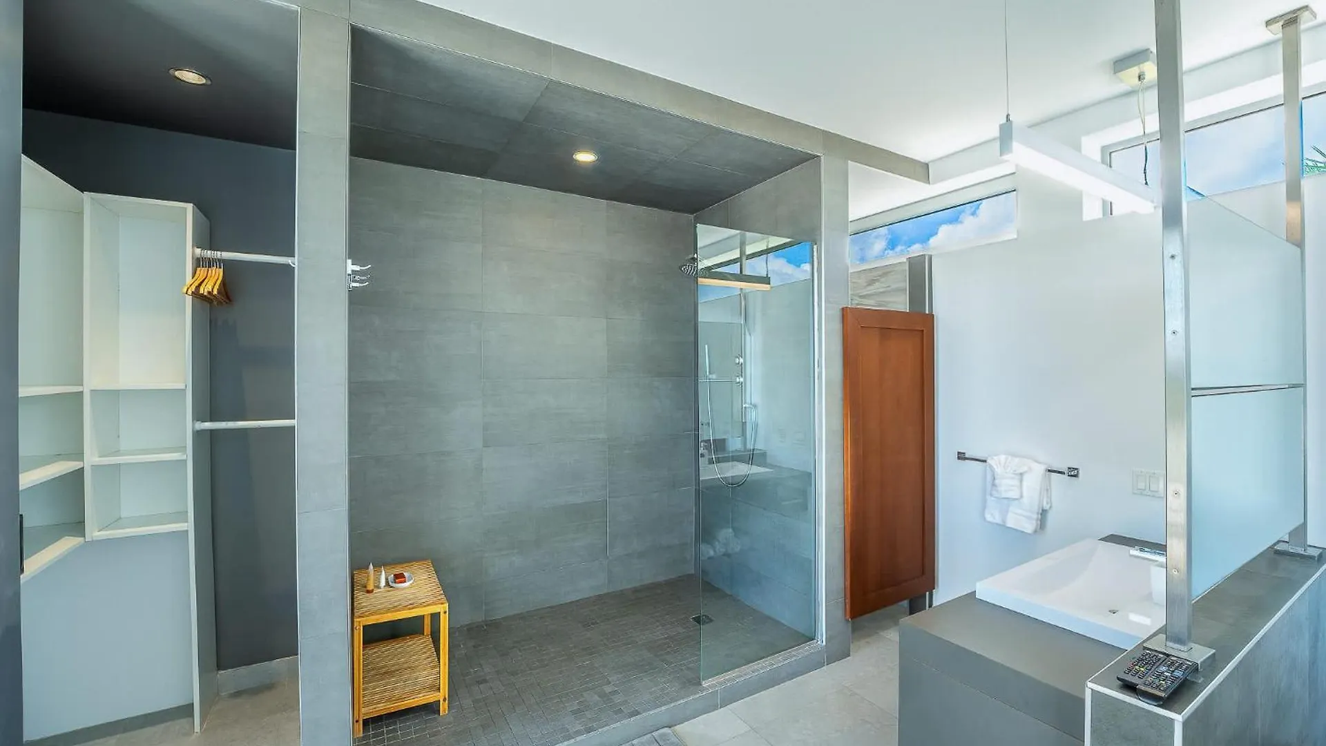 White Villas - Beachside Villa With Pool And Resort Amenities - V1 Long Bay 0*,