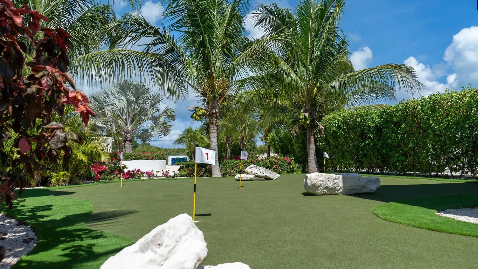 White Villas - Beachside Villa With Pool And Resort Amenities - V1 Long Bay 0*,  Turks en Caicos Eilanden